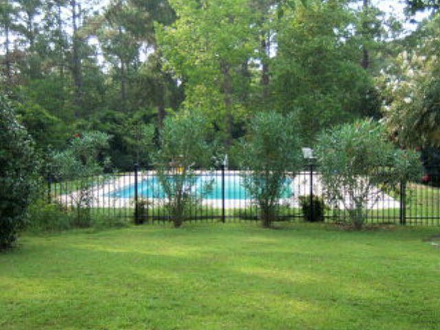 2nd image of 1700 Murphy Ln