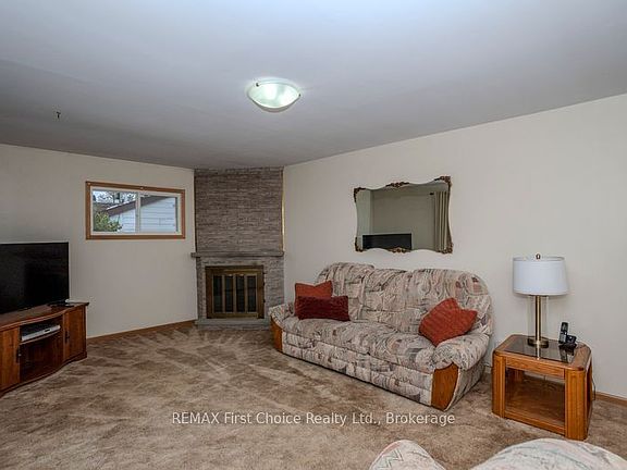 5th image of 69 Matthews St