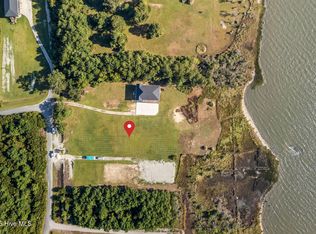 207 Willet Dr, Beaufort, NC 28516