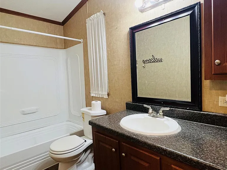 16381 Hunters Green Dr — Photo 12