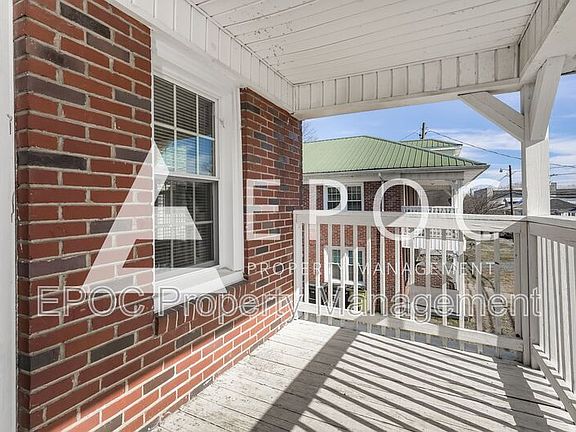 5th image of 1007 S Main St #3