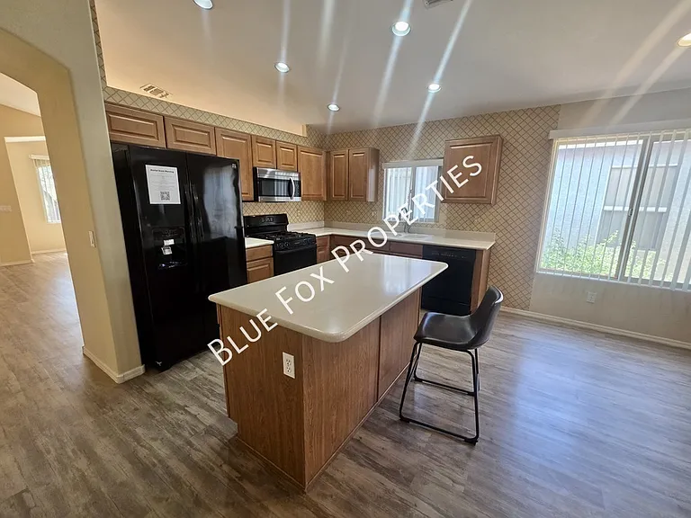 6078 N Panorama Park Dr — Photo 7