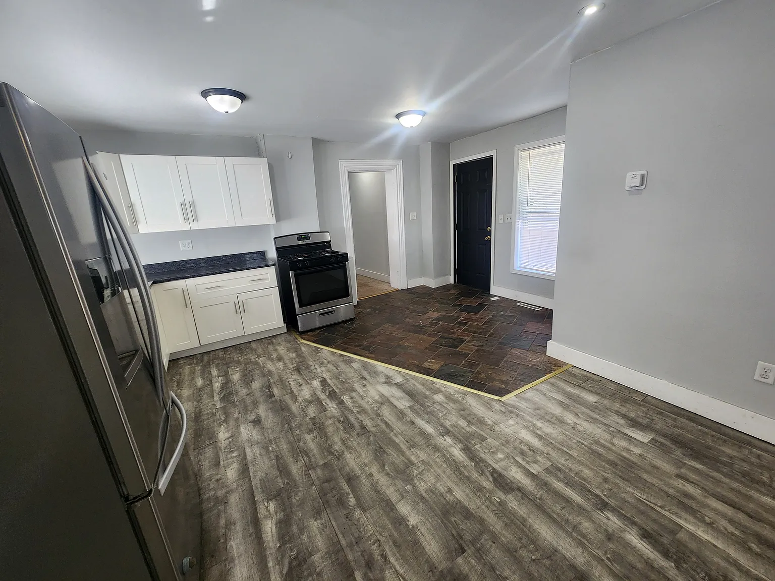 133 N Jackson St — Photo 3