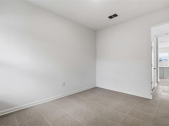2nd image of 3092 Chromatic St