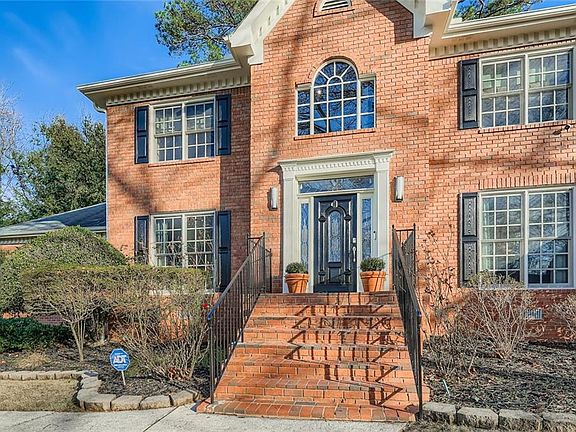 3rd image of 3778 Guilford Ct