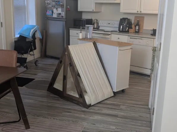 9A Summit Ave APT 3, Brookline, MA 02446