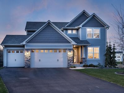 7253 Rogers Ct, Chanhassen, MN, 55317