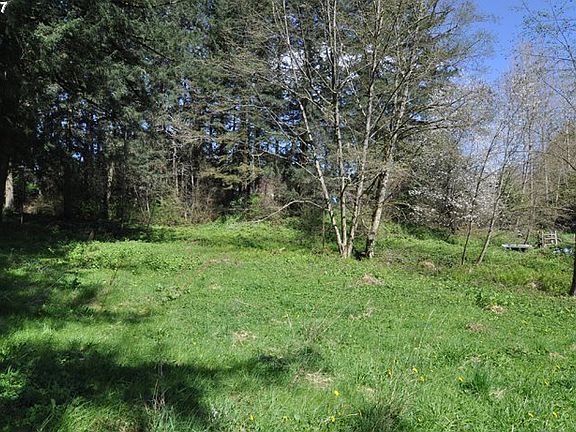 3rd image of 15116 SE 202nd Ave