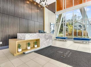 200 Klahanie Ct #1401, West Vancouver, BC V7P 3P5