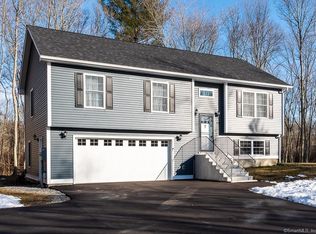 419 Roode Rd, Griswold, CT 06351