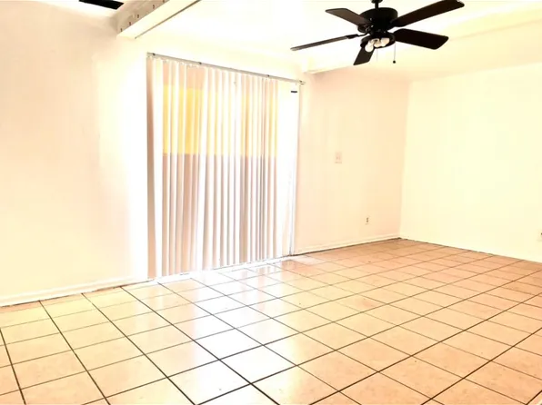 6438 Commons Dr #1, Indianapolis, IN 46254
