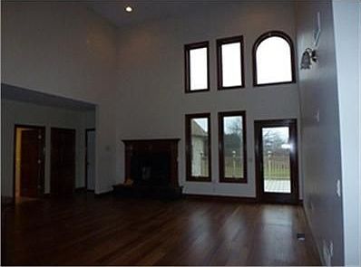 3rd image of 141 Presidio Dr