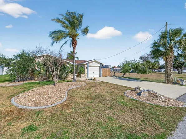 7623 Mako Dr, Hudson, FL 34667