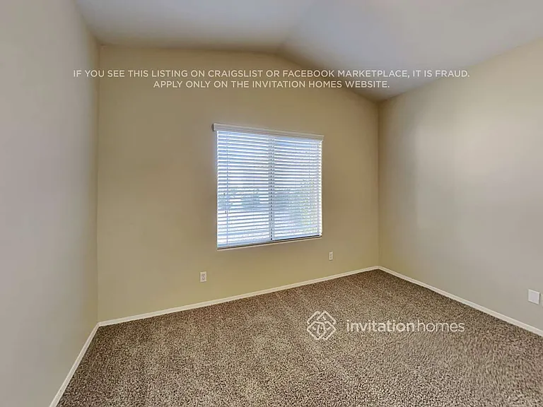11034 W Granada Rd — Photo 10