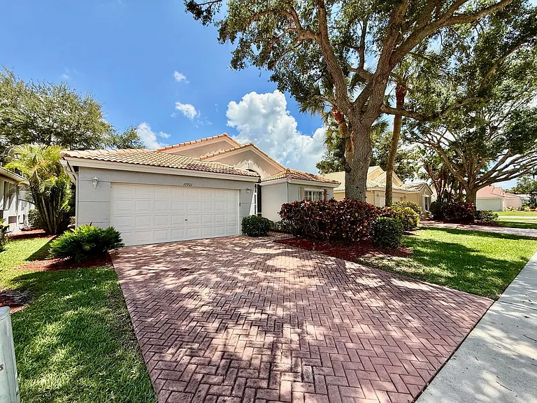 10921 Royal Caribbean Cir #10921 — Photo 22