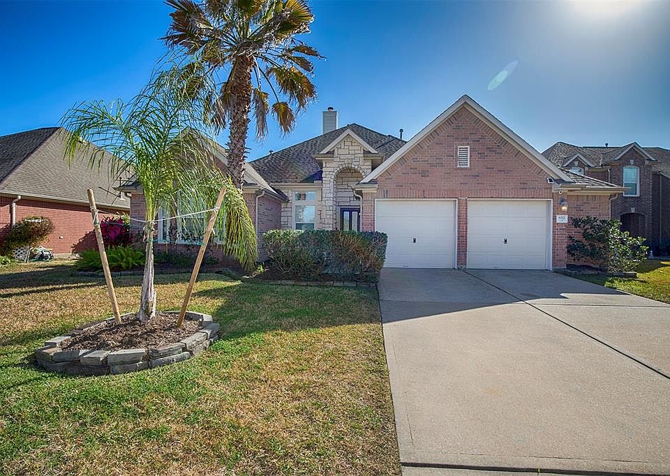1st image of 852 Crystal Bay Ln