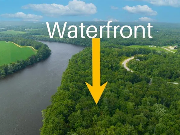 11 Commons Drive, Lewiston, ME 04240