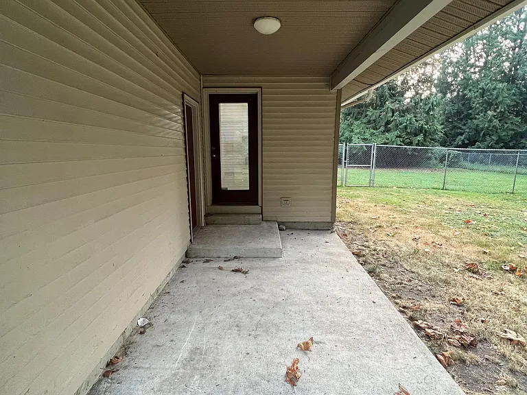 4302 103rd Ave SE #B — Photo 30