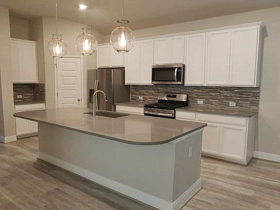 3rd image of 2407 Greystone Lndg