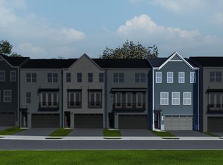 9704 Monarch Rd, Manassas, VA 20110