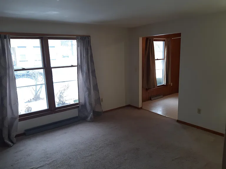 27 Hamilton St #3 — Photo 5
