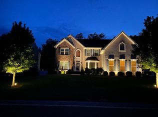 8418 Hampton Farms Dr, Moseley, VA 23120