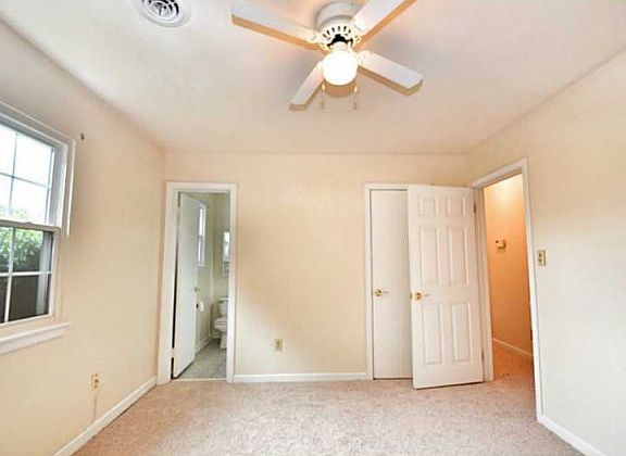 3rd image of 3 Wade Cir