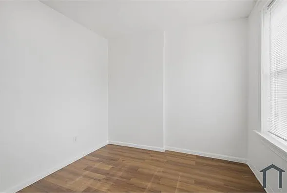 3127 Clay Ave #B — Photo 6