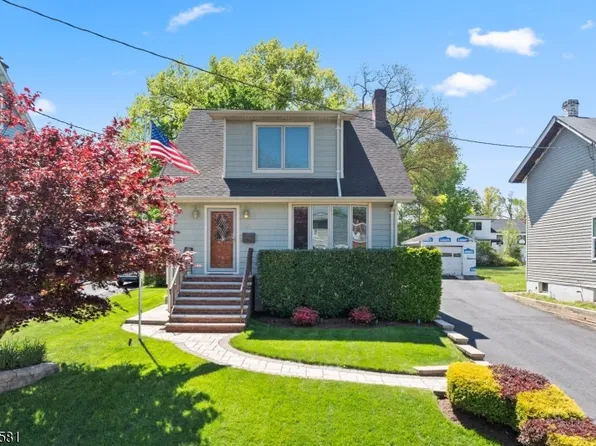431 Locust Ave, Garwood Boro, NJ 07027