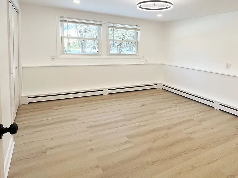 2 Burning Bush Blvd #2B — Photo 20