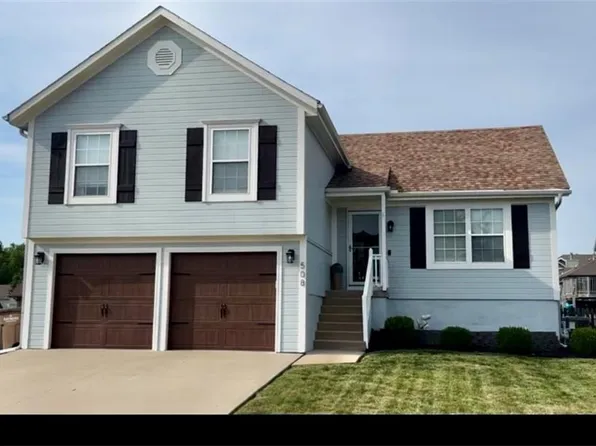 508 Sunny Ln, Raymore, MO 64083