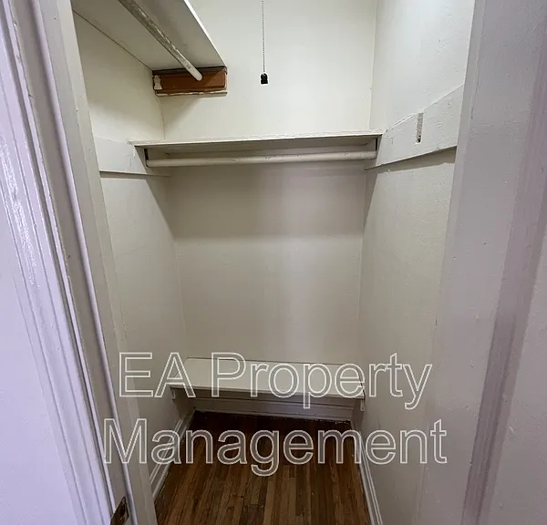 525 Cedar St SE #B — Photo 7