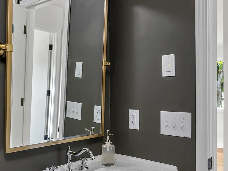 106 Scruggs Ave — Photo 19