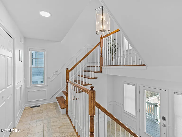 447 Highway 35 N — Photo 12