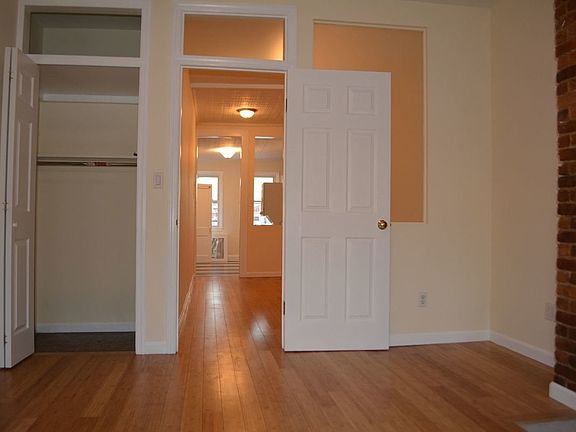 3rd image of 5-43 47th Ave #5