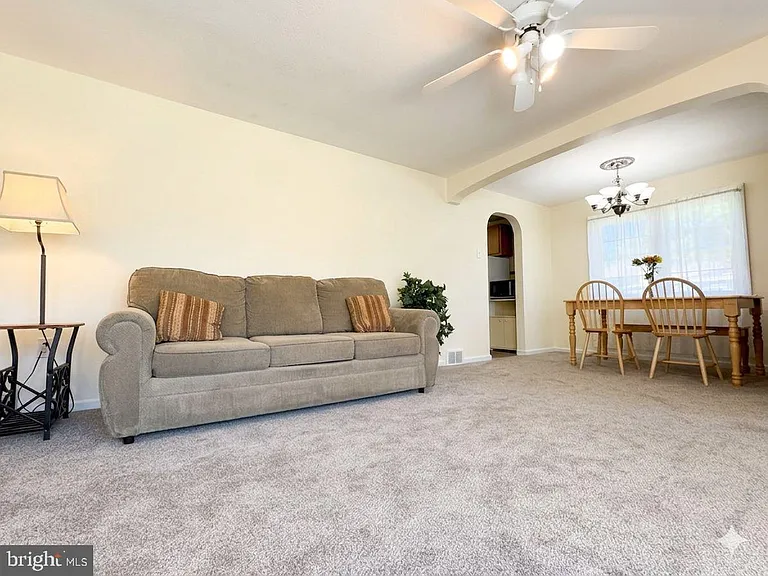 3730 Knights Rd — Photo 5