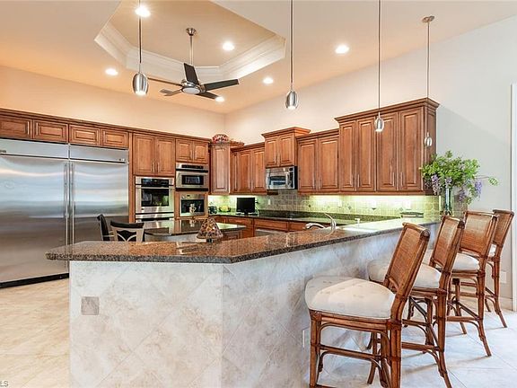 5th image of 14636 Beaufort Cir