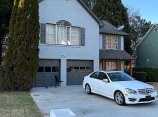 2365 Eagle Pointe Ct, Lawrenceville, GA 30044