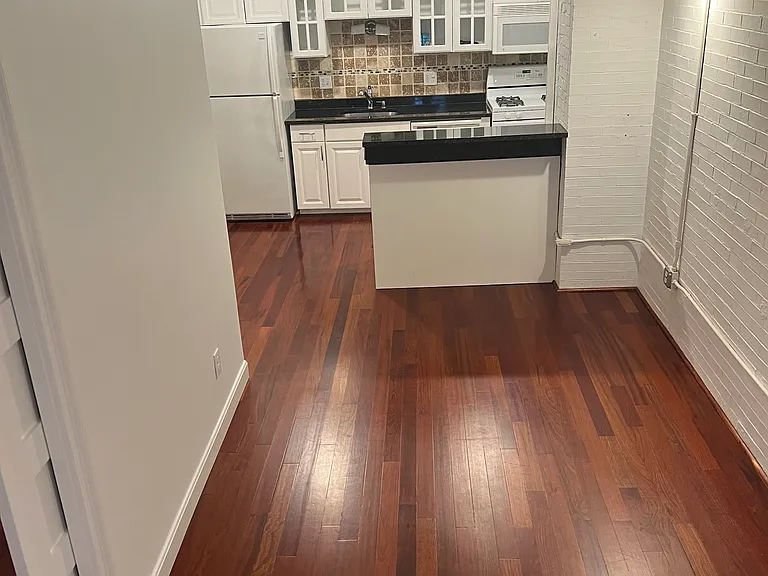 42 Chauncy St #4A — Photo 4
