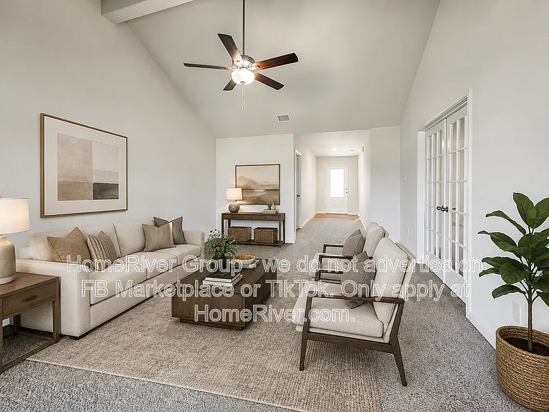 4 bed, 2.0 bath, 1600 sqft, $2,185 — Photo 2