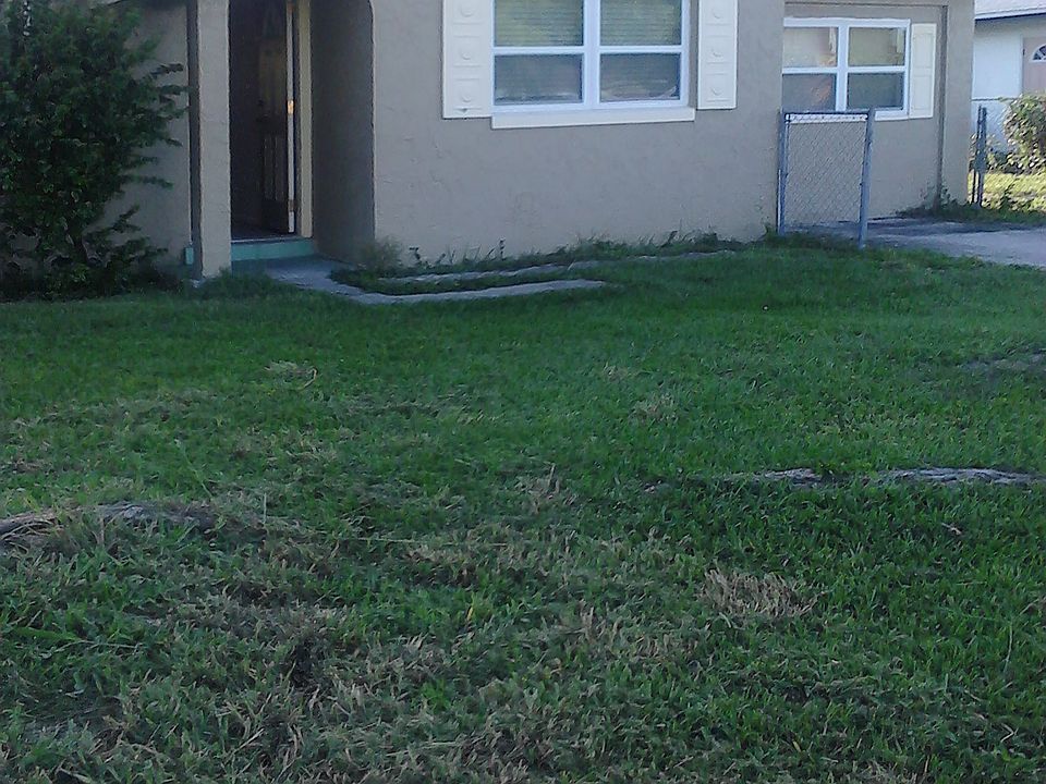 2nd image of 203 Essex Dr