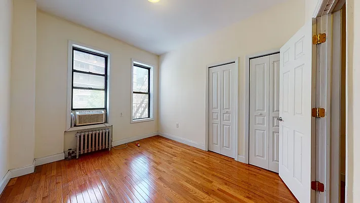 Rented by Bond New York | media 7