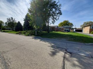 7338 S Thomas Ave, Bridgeview, IL 60455