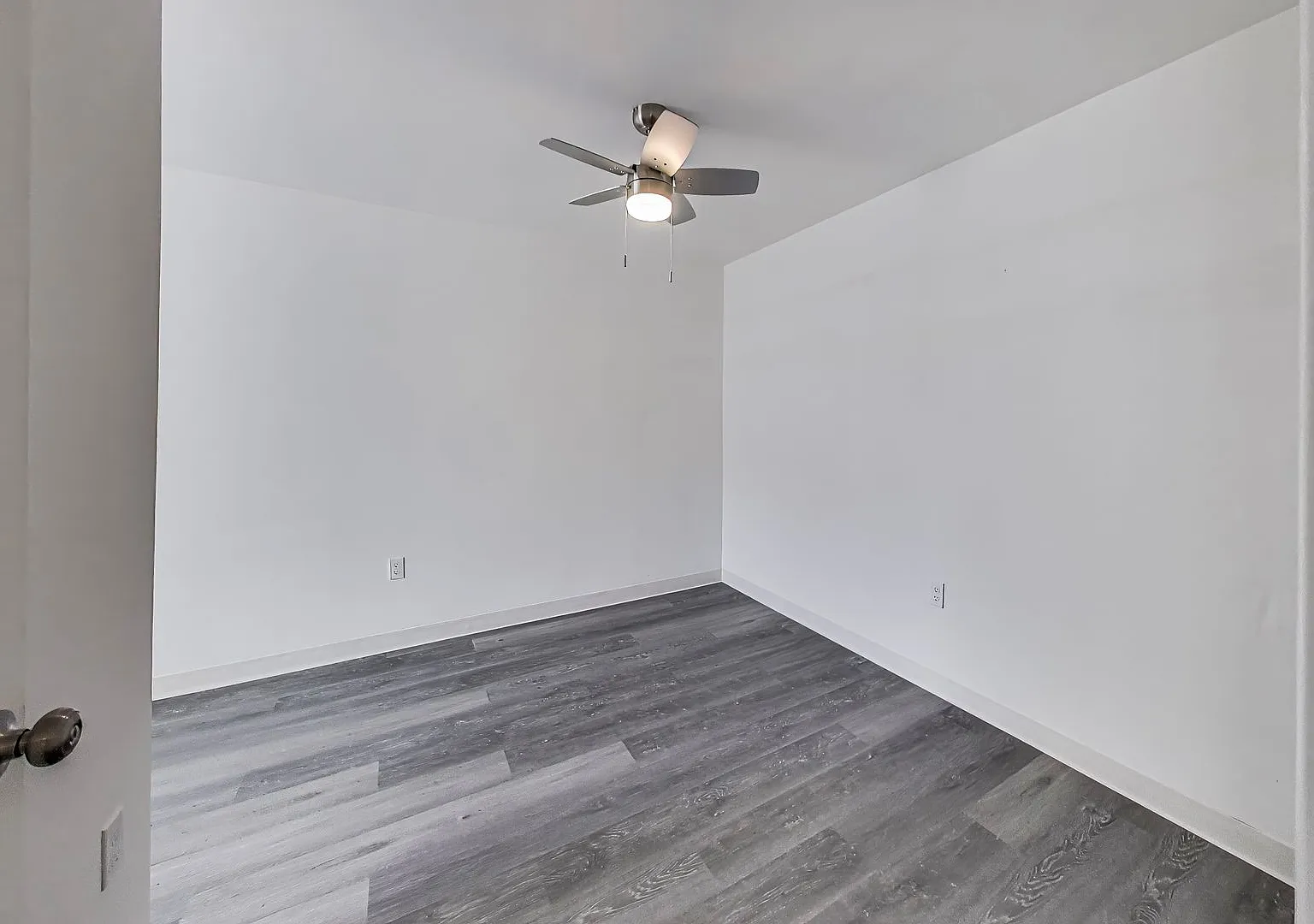 Benning Road Apartments — Photo 3