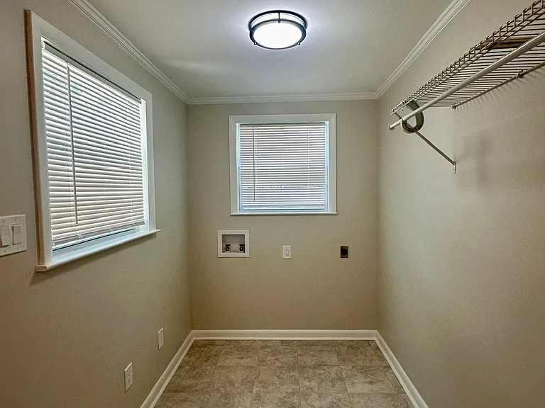 7 Arrowhead Ct — Photo 28