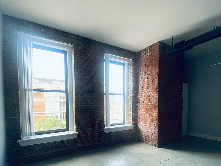 509 Delaware St #203 — Photo 3