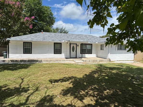 1104 Veterans Ave