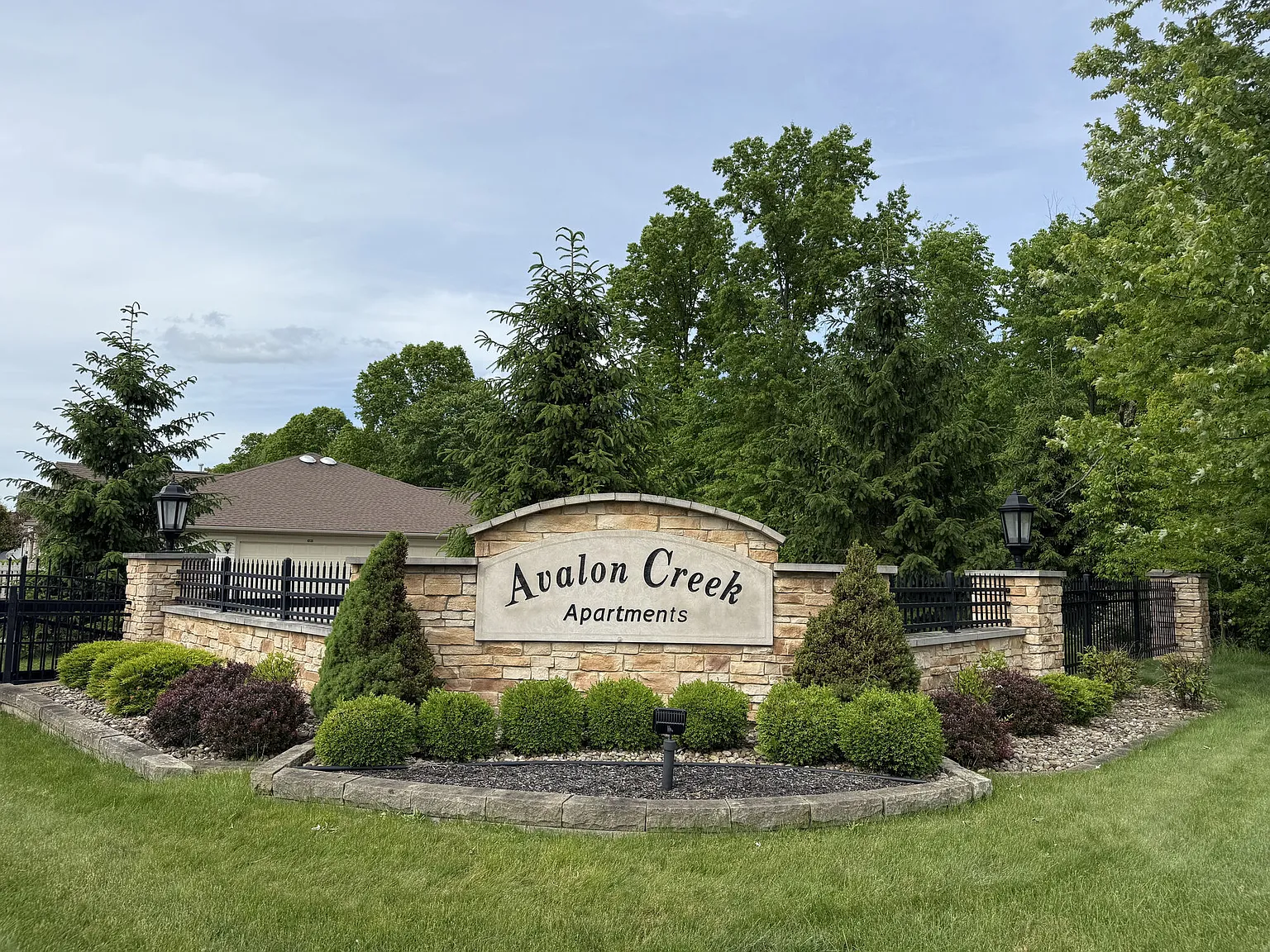 Avalon Creek — Photo 2