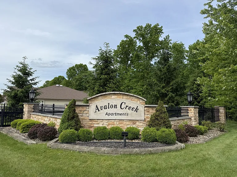 Avalon Creek — Photo 2