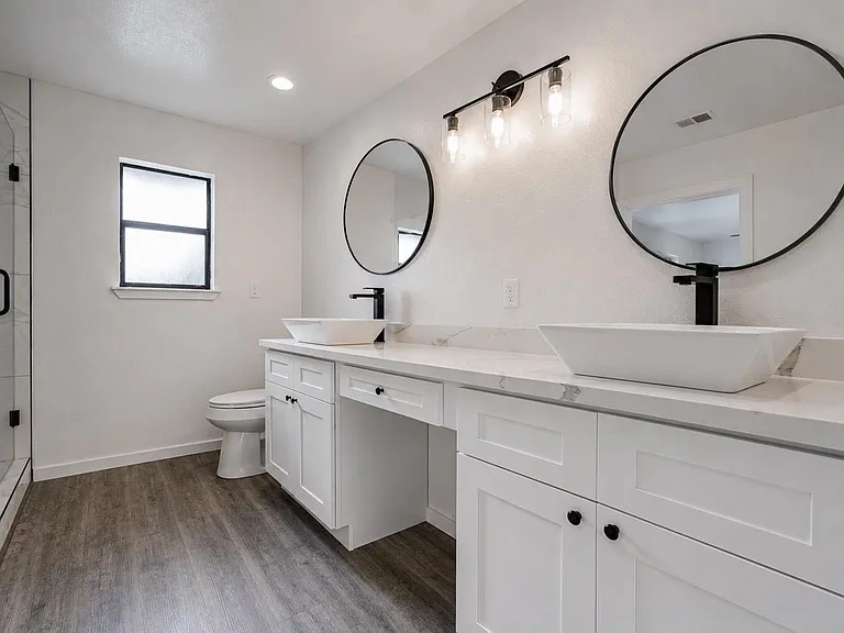 816 Glen Hollow Dr — Photo 19